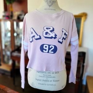 A&F long sleeve crop top